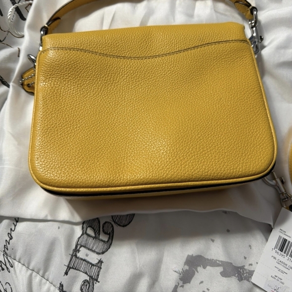 Coach Cassie 19 Vibrant Yellow Crossbody Bag - Picture 4 of 14